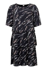 s-t-i-naisten-mekko-jena-tricot-dress-musta-kuosi-1