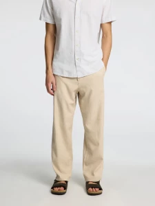 selected-miesten-pellavasekoitehousut-k-loose-brody-linen-pant-beige-1