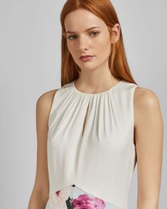 ted-baker-naisten-mekko-annile-2nd-hand-vaaleansininen-1