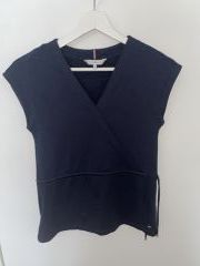 tommy-hilfiger-toppi-sininen-xs-second-hand-sininen-1