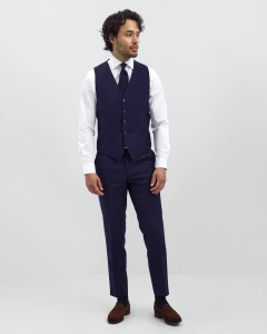 turo-tailor-miesten-pukuliivi-leeds-luumunpunainen-1