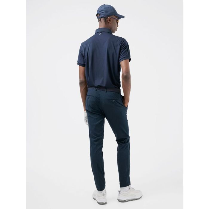 J.Lindeberg Miesten Pikeepaita TOUR TECH GOLF REG FIT GOLF POLO Tummansininen