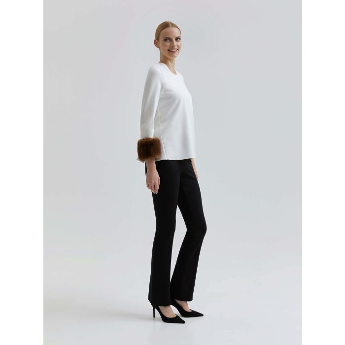 andiata-naisten-housut-catryn-trousers-sustainable-choice-musta-2