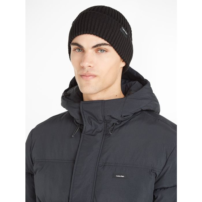 calvin-klein-jeans-miesten-pipo-classic-cotton-rib-beanie-musta-1