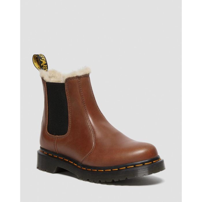dr-martens-naisten-kengat-leonore-2976-farrier-keskiruskea-1