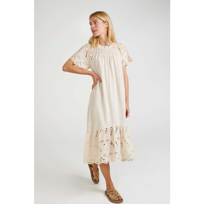freequent-mekko-lara-dress-valkoinen-1