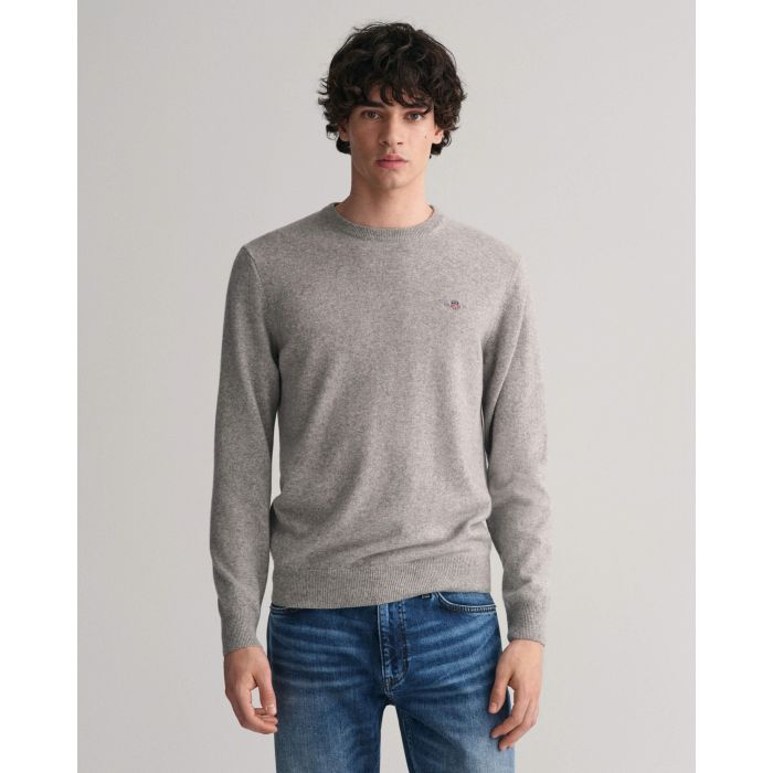 gant-miesten-neulepaita-superfine-lambswool-c-neck-keskiharmaa-1
