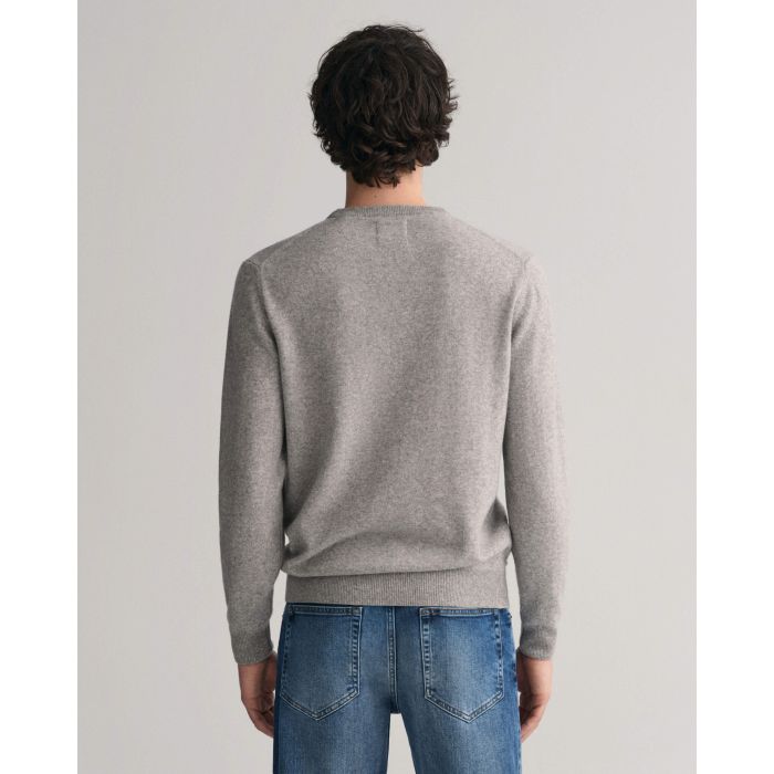 gant-miesten-neulepaita-superfine-lambswool-c-neck-keskiharmaa-2