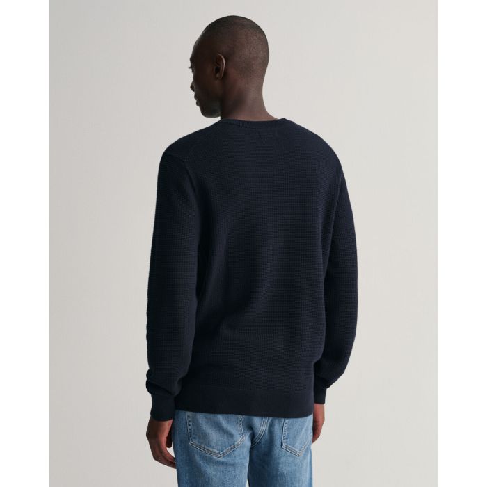 gant-miesten-neulepusero-cotton-texture-c-neck-tummansininen-2