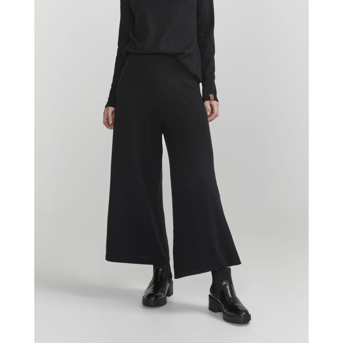 holebrook-naisten-housut-ivy-culotte-musta-1