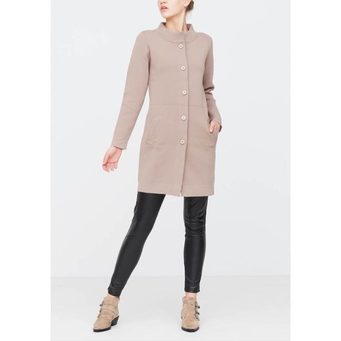 isay-naisten-neuletakki-jena-long-cardigan-ruskeanharmaa-2