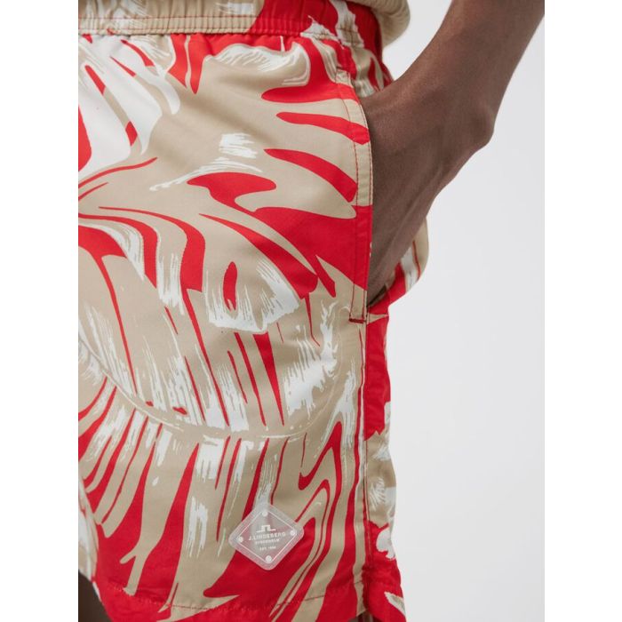 j-lindeberg-miesten-uimashortsit-banks-hibiscus-swim-trunks-punainen-kuosi-4