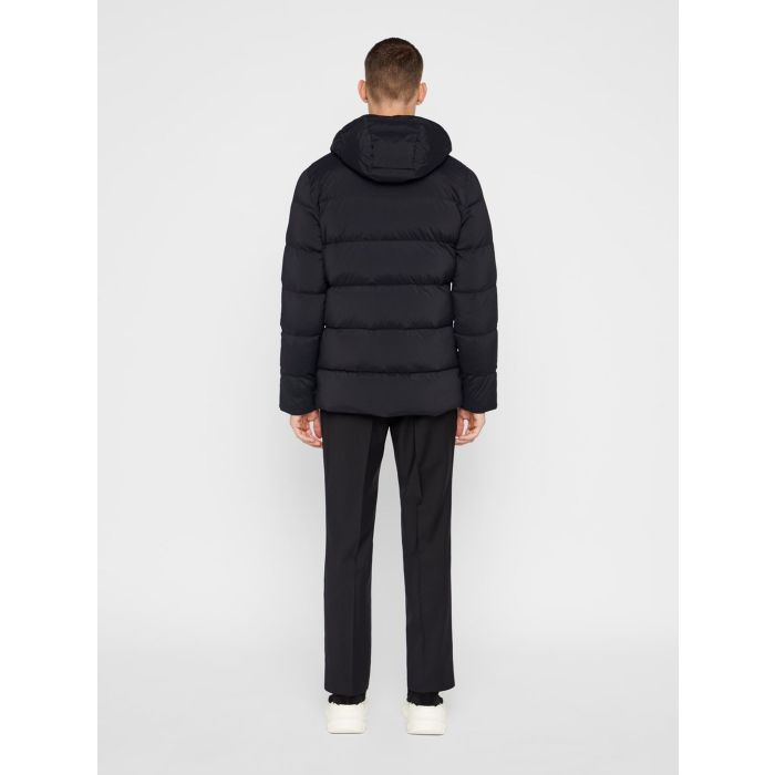 J.Lindeberg Miesten Untuvatakki Barry Stretch Nylon Musta Kekale