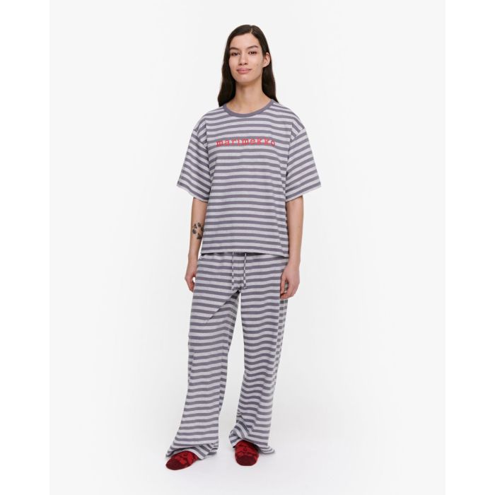 marimekko-naisten-pyjamapaita-hiirenkorva-tasaraita-light-harmaa-kuosi-1