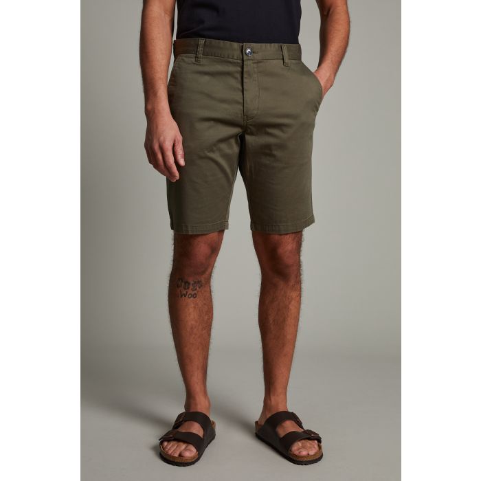 matinique-miesten-shortsit-k-pristu-nos-cotton-strech-shorts-armeijanvihrea-1