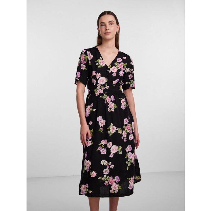 pieces-mekko-pctala-ss-midi-dress-musta-kuosi-1