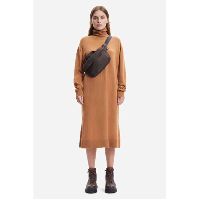 samsoe-and-samsoe-naisten-neulemekko-k-amaris-dress-14001-kameli-1