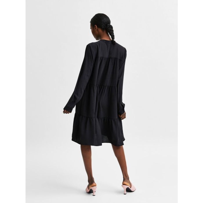 selected-femme-naisten-vyomekko-slfmivia-ls-short-dress-b-noos-musta-2