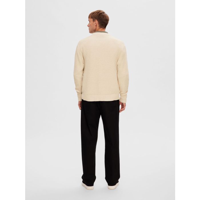 selected-miesten-neulepaita-bert-relaxed-knit-stu-crew-luonnonvalkoinen-2