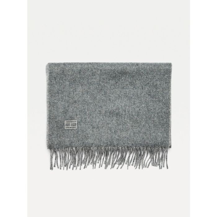 tommy-hilfiger-naisten-huivi-cashmere-scarf-vaaleanharmaa-1