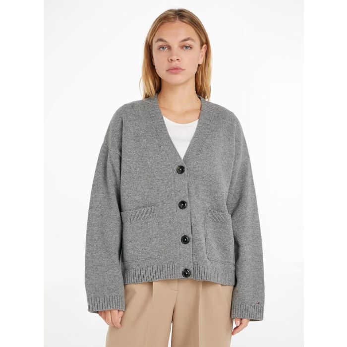 tommy-hilfiger-naisten-neuletakki-oversized-v-nk-cardigan-vaaleanharmaa-1