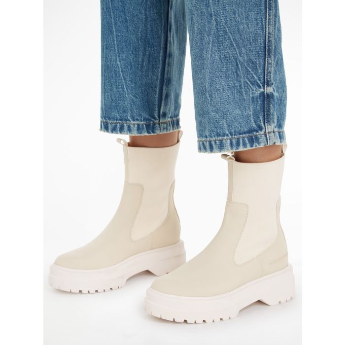tommy-hilfiger-saappaat-feminine-seasonal-utility-boot-vaalea-beige-1