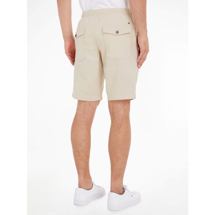 tommy-hilfiger-shortsit-harelm-po-tech-linen-beige-2