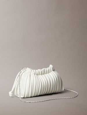 Calvin Klein Accessories naisten laukku, DRWSTRNG PLSS BAG Luonnonvalkoinen