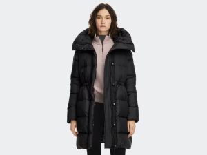 Canada Goose naisten untuvatakki, MONTGOMERY COAT Musta