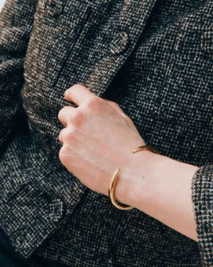 Edblad rannekoru, CREST BANGLE GOLD Kullankeltainen