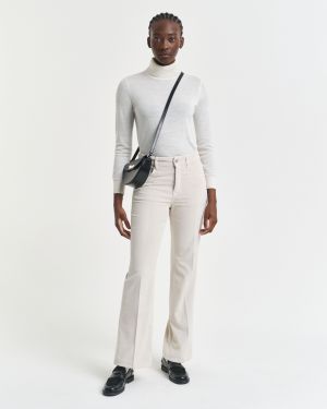 Gant naisten vakosamettihousut, SLIM FLARE STRETCH CORDUROY JEANS Luonnonvalkoinen