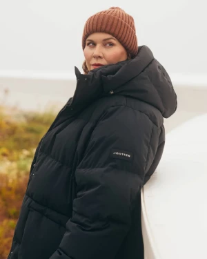 Joutsen naisten untuvatakki, SIIRI UNTUVATAKKI 90 CM Musta