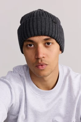Makia Miesten Pipo, EERIK BEANIE Tummanharmaa