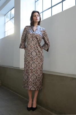 Philosophy Blues Original naisten mekko, SILKY SIMBIA DRESS Ruskea Kuosi