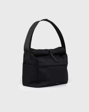 Sandqvist miesten laukku, ICON MESSENGER BAG Musta