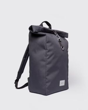 Sandqvist reppu, GROUND Rolltop Backpack L Tummanharmaa