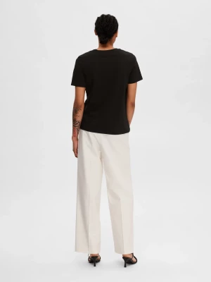 Selected Femme Naisten T-paita SLFESSENTIAL SS V-NECK TEE NOOS Black