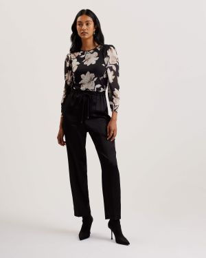 Ted Baker Naisten Housut, NATORI SLIM CUT JOGGER Musta