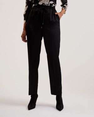 Ted Baker Naisten Housut, NATORI SLIM CUT JOGGER Musta