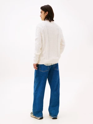 Tommy Jeans miesten neulepusero, TJM SLM BADGE CABLE KNIT SWEATER Valkoinen