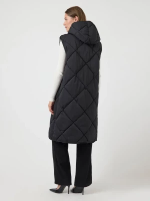 Y.A.S naisten toppaliivi, YASSELURA PADDED VEST Musta