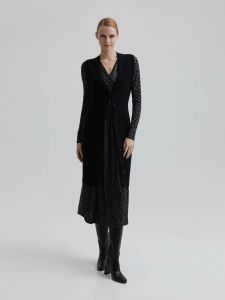 andiata-naisten-neuleliivi-zean-knit-vest-100-merino-sustainable-c-musta-1