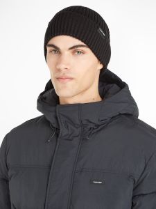 calvin-klein-jeans-miesten-pipo-classic-cotton-rib-beanie-musta-1