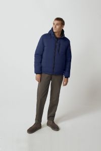canada-goose-lodge-jacket-tummansininen-1