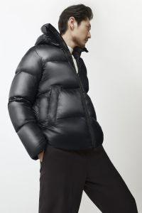 canada-goose-miesten-untuvatakki-crofton-puffer-black-disc-musta-1
