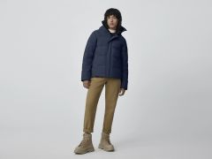 canada-goose-miesten-untuvatakki-macmillan-parka-tummansininen-1