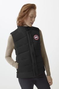 canada-goose-naisten-liivi-freestyle-vest-musta-1