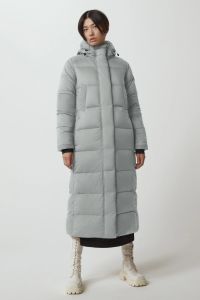 canada-goose-naisten-untuvatakki-alliston-parka-vaaleanharmaa-1