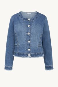 claire-naisten-jakku-elda-denim-chanel-jacket-indigo-1