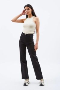 dr-denim-farkut-moxy-straight-musta-1